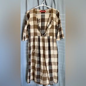 Pyne and Smith Clothiers XS Checkered Browns dress with 3/4 sleeves.
